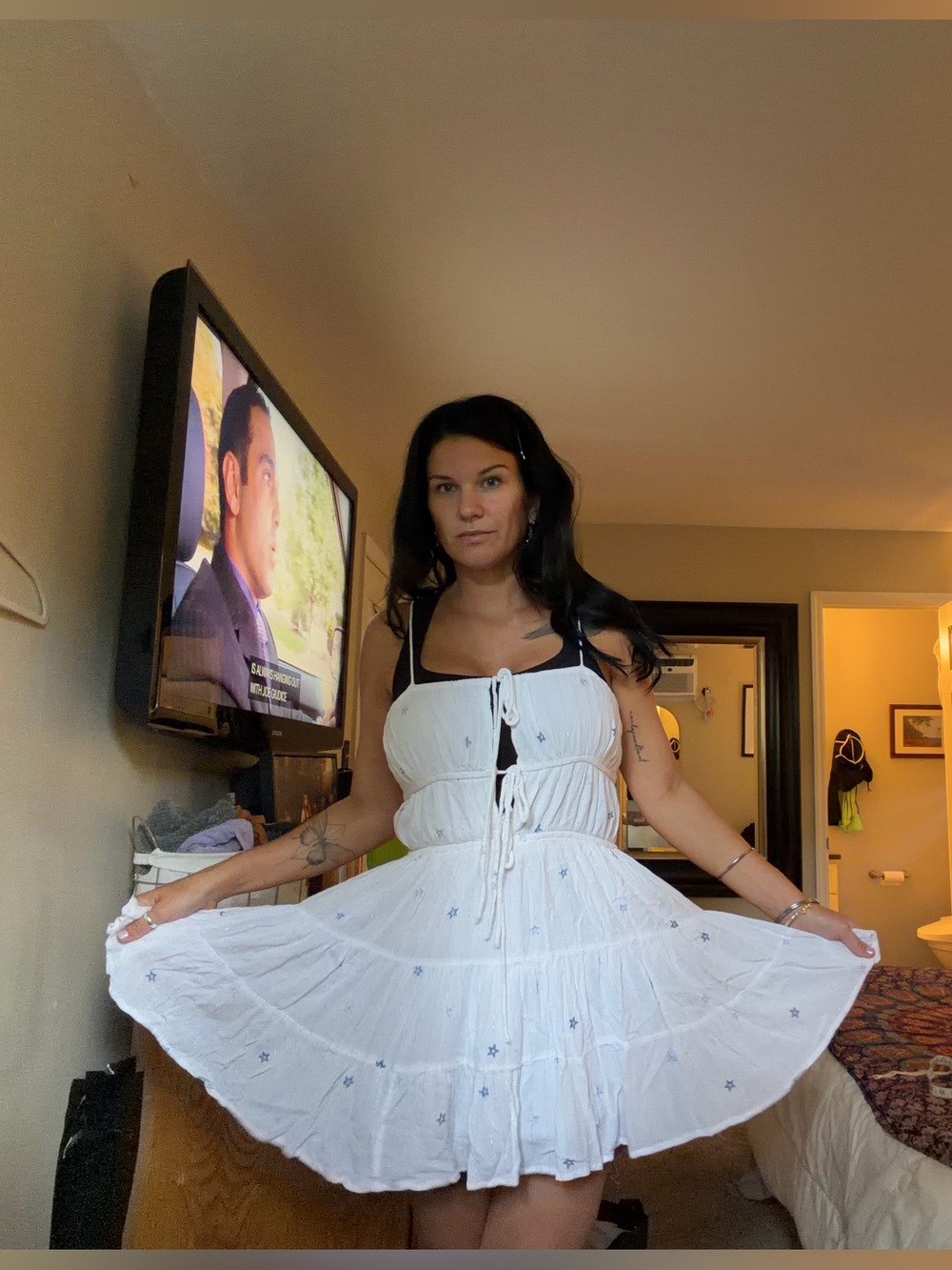 Surf Gypsy Embroidered Star Tie Front Tiered Mini Dress – Size Medium